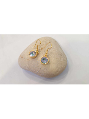 Σκουλαρίκια κρεμαστά στρογγυλά από ατσάλι επίχρυσα με λιλά πέτρα