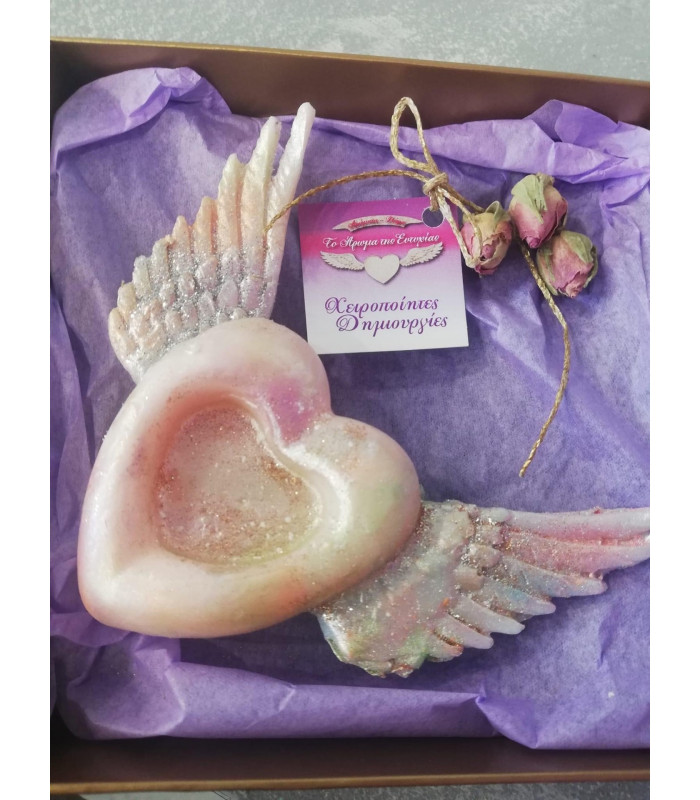 Χειροποίητο διακοσμητικό σαπουνάκι καρδιά με φτερά II