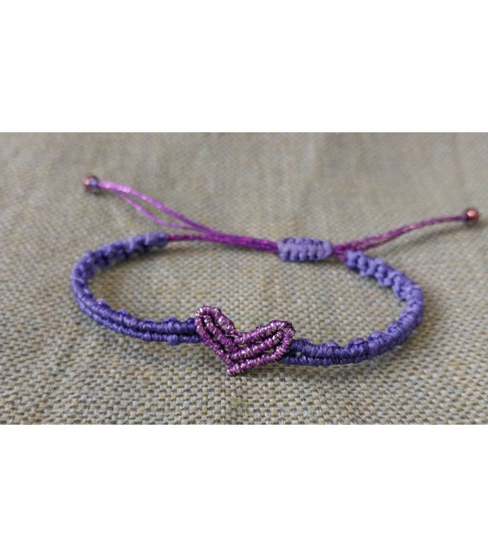 Βραχιόλι χειροποίητο μακραμέ με μωβ καρδιά